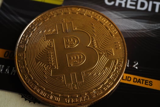 Golden bitcoin on US dollar banknotes money for business and commercial, Digital currency, Virtual cryptocurrency, blockchain technology. photo