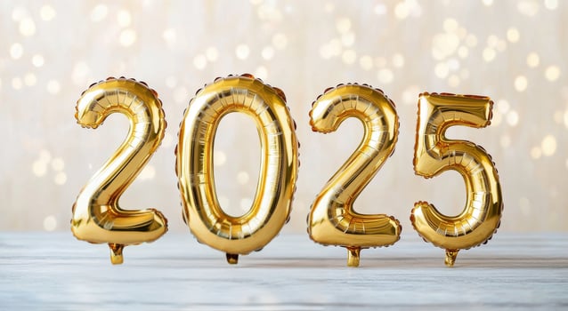 Golden balloons display the year 2025 in a festive atmosphere for celebration photo