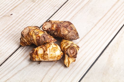 Natural organic raw ginger root photo