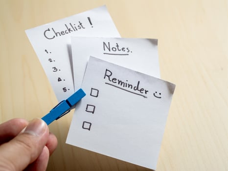 Organizing daily tasks and reminders a minimalist approach for home office efficiency photo