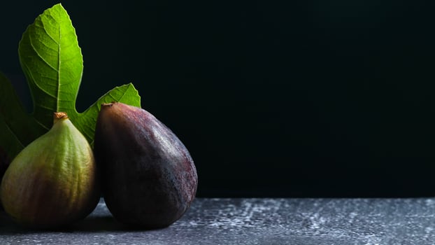 organic, figs background photo