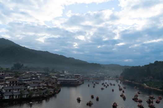 Ban Rak Thai. Mae Hong Son. Thailand. December 13 2024. Atmosphere of Riverview in the morning. The background is mountains. At Mae Hong Son Thailand. photo