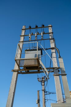 A tall metal pole photo