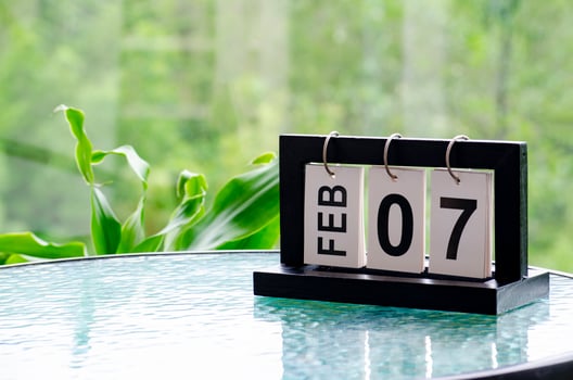 7th February table calendar with customizable space for text or ideas photo