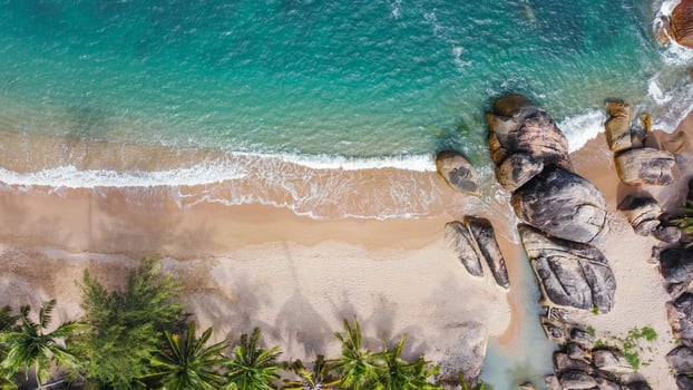 Koh Samui aerial view of tropical coral reefs. Blue-green water. White sand. Aerial drone photography. Landscape. Nature. photo