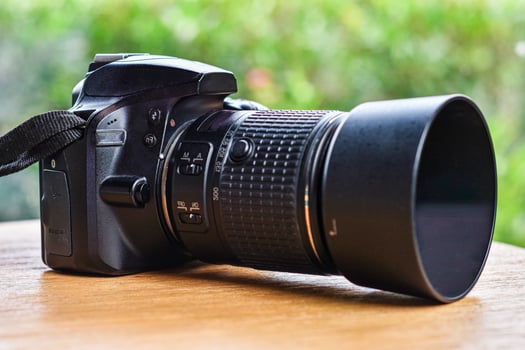 Lahore, Pakistan, 2025 - Camera and Lens For Professional Photographers photo