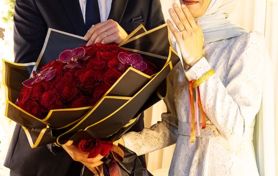 engagement propose and traditional promise. photo