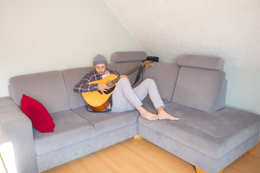 Home becomes a stage for personal expression photo