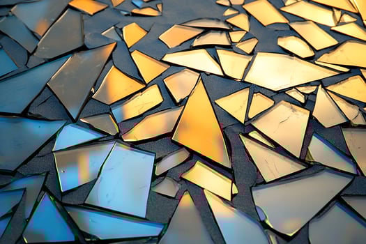 Broken glass is reflected in the sun photo