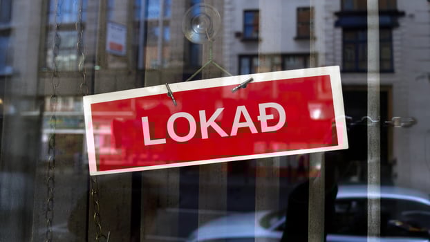 closed sign in Icelandic photo