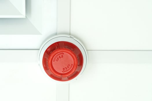 fire smoke detector with dust cap fitted. photo