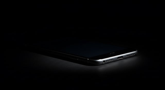 Iphone 6s plus in the dark photo