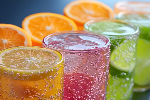 Refreshing Citrus Beverages with Bubbly Sparkling Water for Summer Celebrations photo