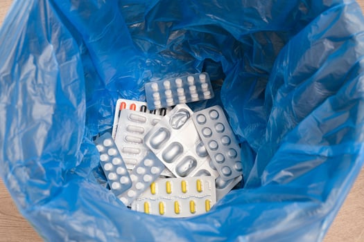 The pills are in the trash. photo