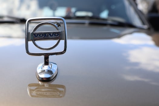 09.3.2025 Moldova The classic emblem of a Volvo car proudly displayed on the hood of a vintage automobile photo
