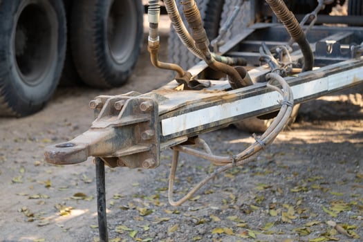 Vehicle maintenance action workshop location equipment type outdoor environment close-up viewpoint industrial concept photo