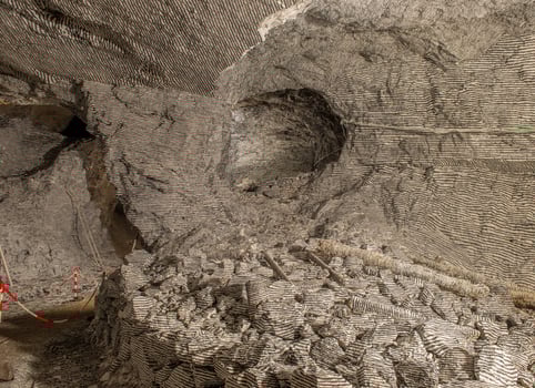 Excavation for mineral extraction photo