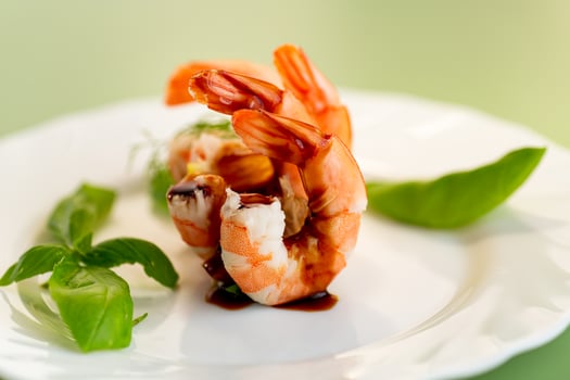 Aesthetic presentation of shrimp for fitness nutrition and healthy diet photo