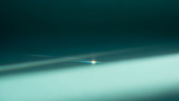 A light shining on a surface photo