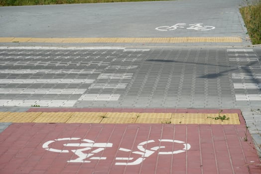 A red and white bicycle photo