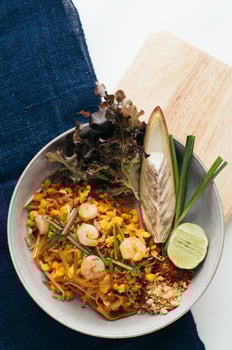 Plate of shrimp Pad Thai with lime photo