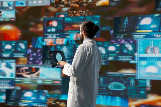 Medic expert uses tools and smart health systems to provide health solutions, showcasing scientific advancement in diagnostics and the future of healthcare through modern technology. photo