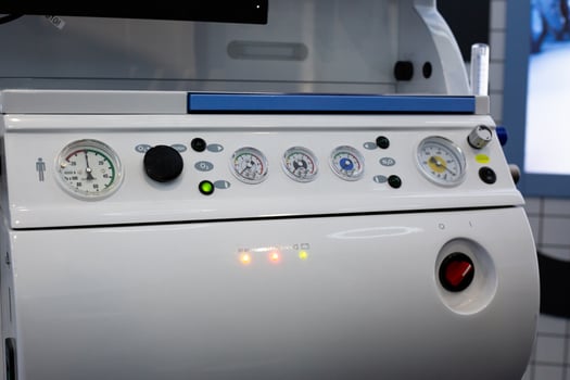 Anesthesia ventilator for general anesthesia used in medical settings. Control gas flow, including oxygen and nitrogen, ensuring proper ventilation during surgeries or medical procedures photo