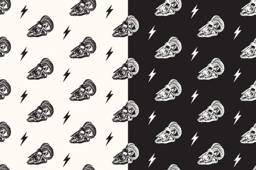 retro goat skull bone seamless pattern on black white background for adventure merchandise. doodle curved horns with skull pattern background. pattern of animal skull with big horn background vector