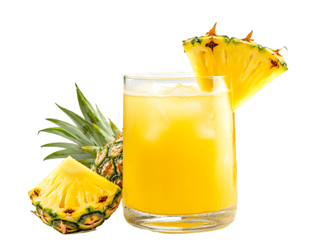 Pineapple juice served with a fresh slice png
