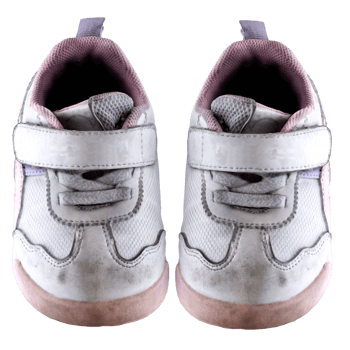 3d render kids shoe with transparent background png