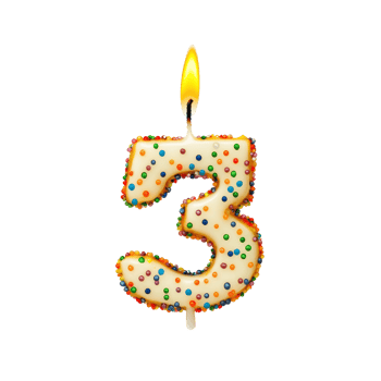 Colorful birthday number three candle with lit flame and sprinkles on transparent background, 5 birthday, number candles with light, isolated on transparent background, transparent background png