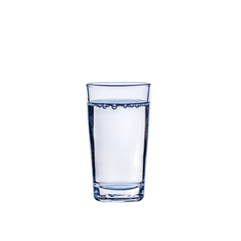 Clear Glass of Fresh Water with Bubbles for Beverage Photography png