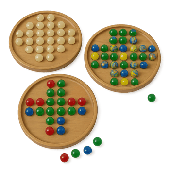 3D Marble Game Set with Colorful Marbles for Family Fun png