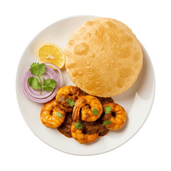Spicy Prawn Puri Dish with Lemon and Onion Garnish png